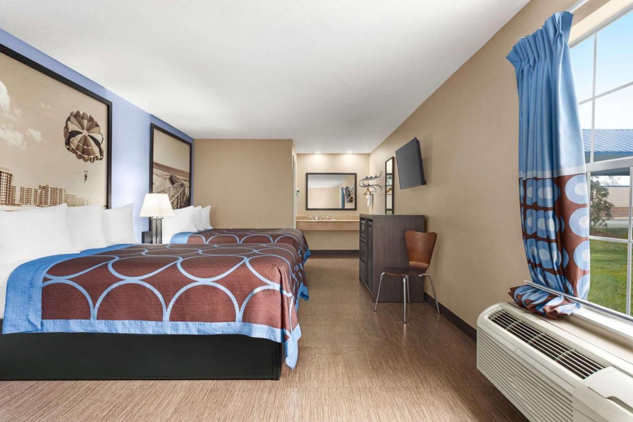 ซูเปอร์ 8 บาย วินด์แฮม โฟลีย์ Motel ภายนอก รูปภาพ