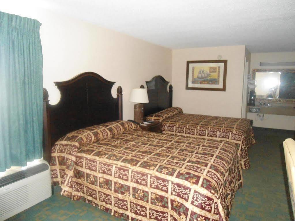 ซูเปอร์ 8 บาย วินด์แฮม โฟลีย์ Motel ภายนอก รูปภาพ